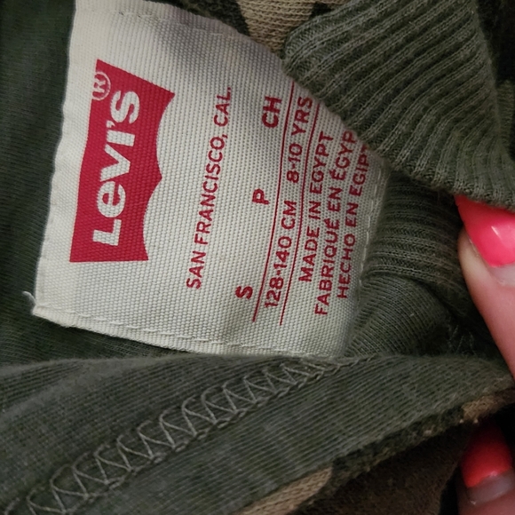 Sz Small Camo Levi's Hoodie - Picture 2 of 2